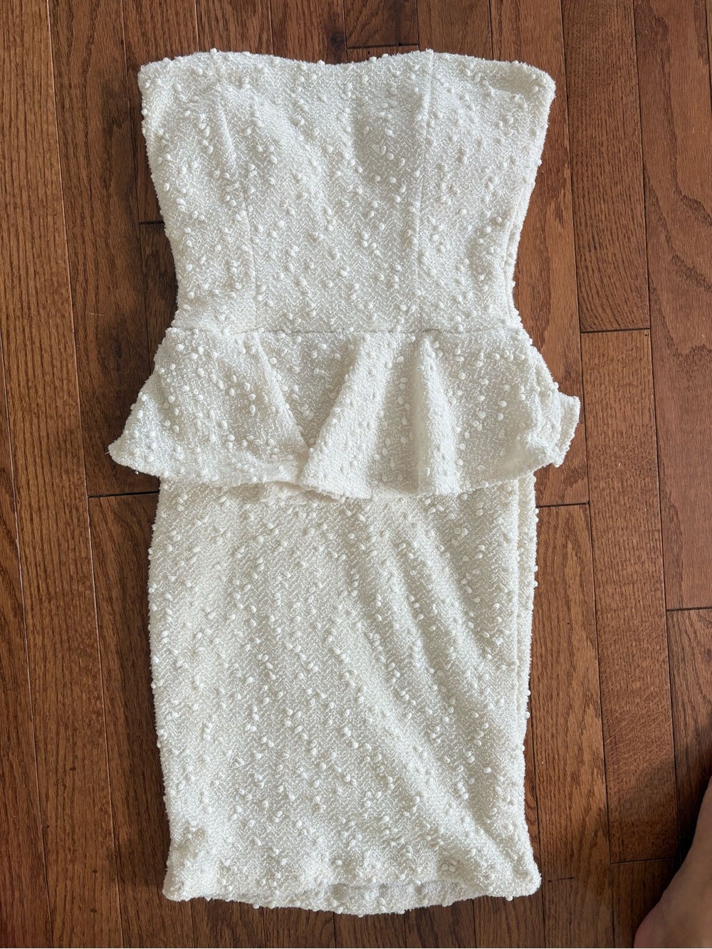 Windsor Strapless Cream Textured Peplum Dress Small